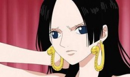 双界倒爷之女帝是我网友,穿越时空的传奇爱情故事