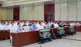 信访局长,为民解忧的守护者